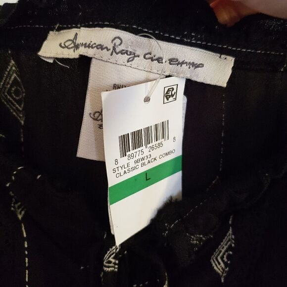 American Rag Juniors Smocked Sleeveless Rayon Top - Picture 4 of 8